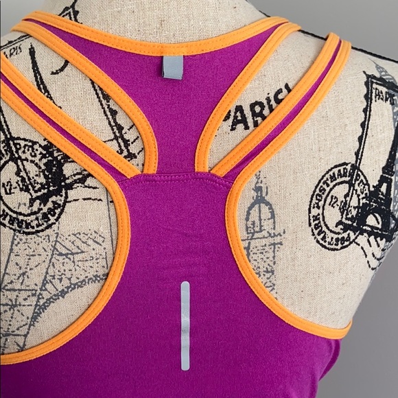 Nike dri fit workout top - Picture 5 of 6